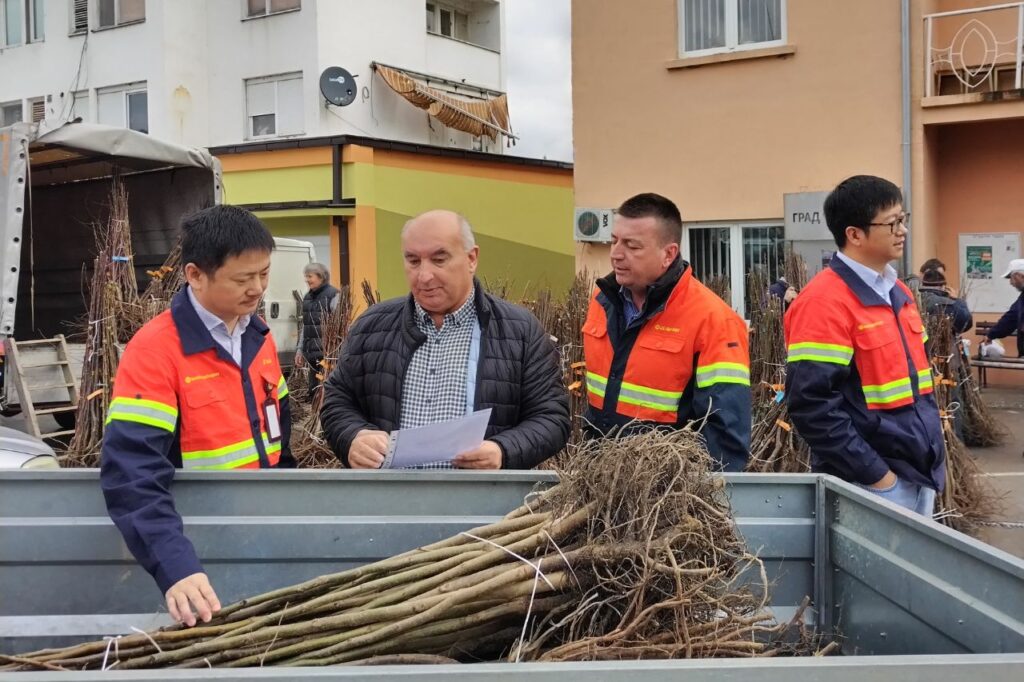 podela voćnih sadnica Zlot